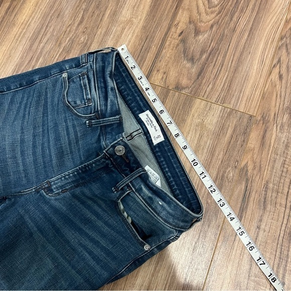 Abercrombie & Fitch Super Skinny Mid Rise Jean - Picture 4 of 8